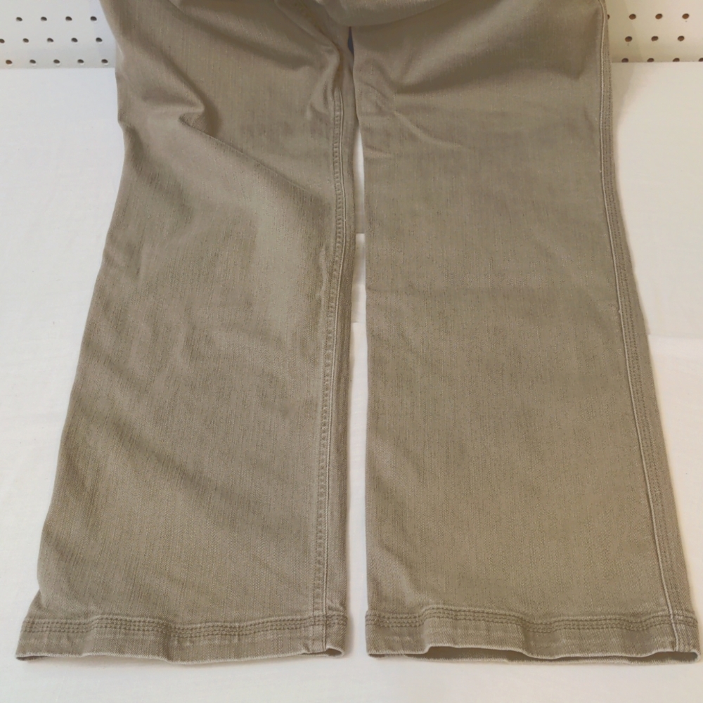 Mountain Hardware Jeans - image 4